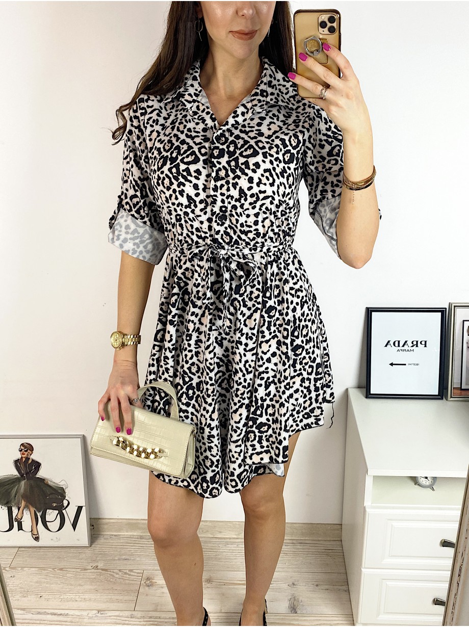 Rochie de zi ieftina alba cu imprimeu animal print mic