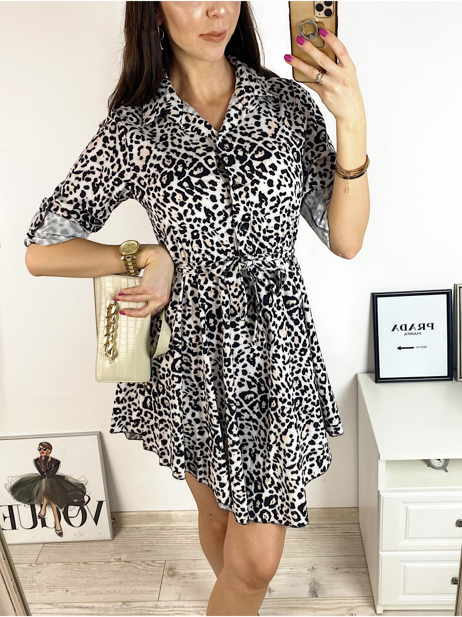 Rochie de zi ieftina alba cu imprimeu animal print mic