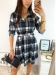 Rochie de zi ieftina neagra cu imprimeu carouri si accesoriu in talie