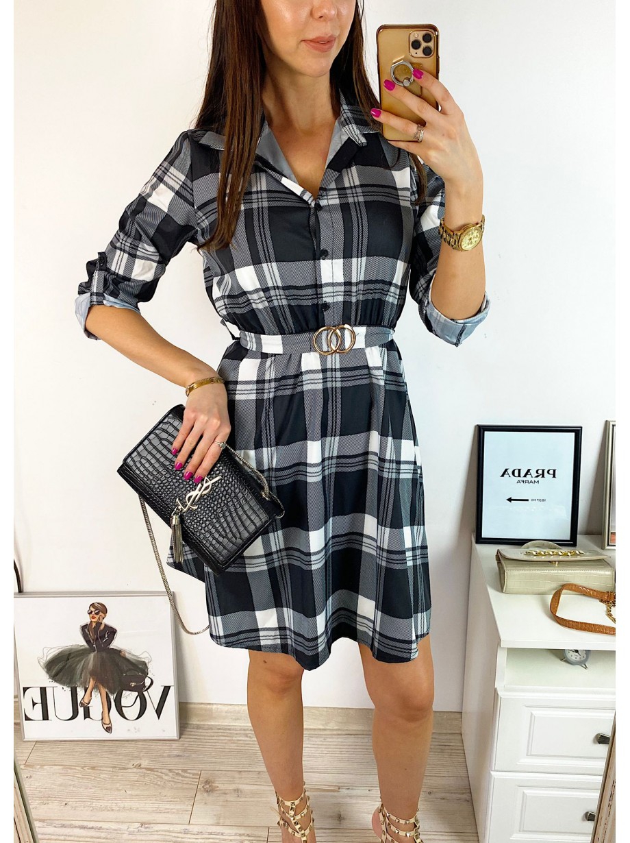 Rochie de zi ieftina neagra cu imprimeu carouri si accesoriu in talie