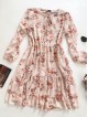 Rochie eleganta scurta crem cu volanase, maneci lungi si flori mici Rochie eleganta scurta crem cu volanase, maneci lungi si flori mici