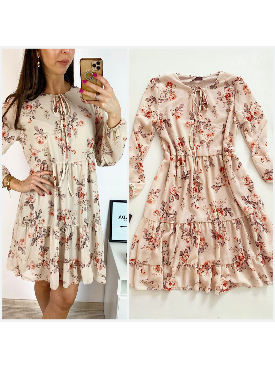 Rochie eleganta scurta crem cu volanase, maneci lungi si flori mici Rochie eleganta scurta crem cu volanase, maneci lungi si flori mici