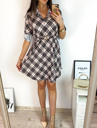 Rochie de zi ieftina alba cu imprimeu linii si accesoriu in talie