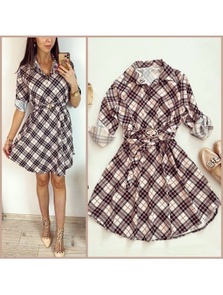 Rochie de zi ieftina alba cu imprimeu linii si accesoriu in talie