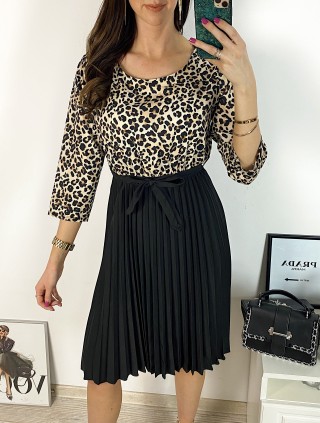 Rochie dama eleganta midi neagra cu pliuri si imprimeu animal print Half