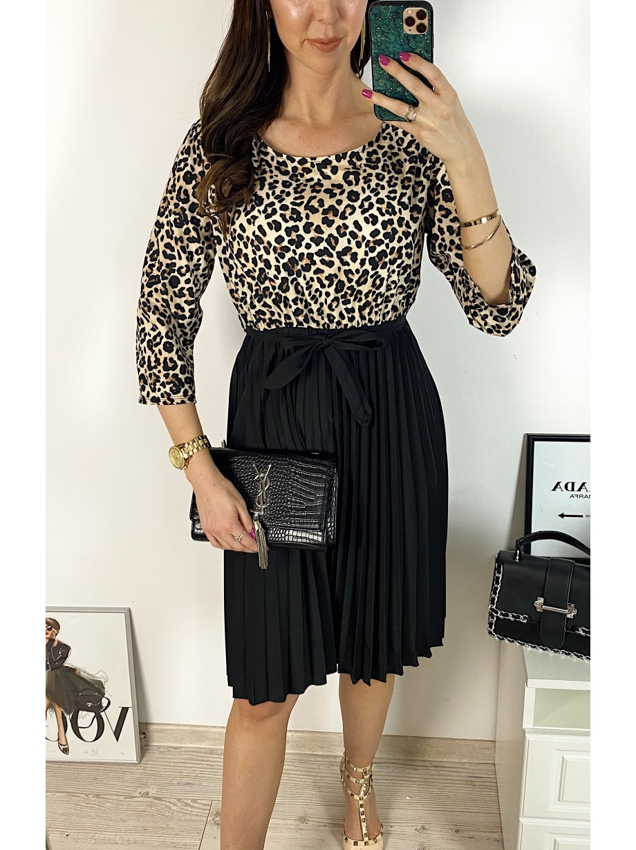 Rochie dama eleganta midi neagra cu pliuri si imprimeu animal print Half