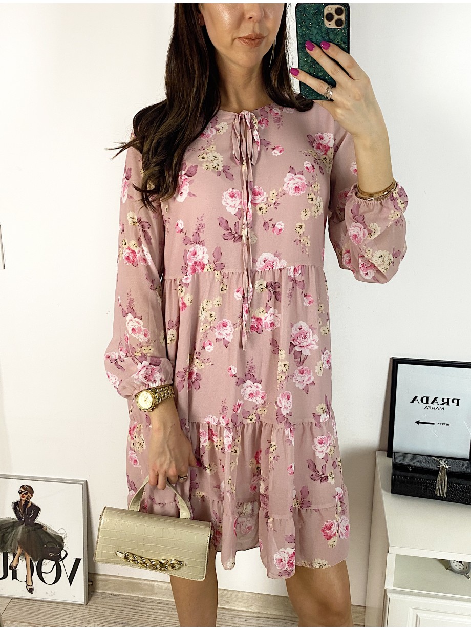 Rochie eleganta scurta roz cu volanase, maneci lungi si flori mici