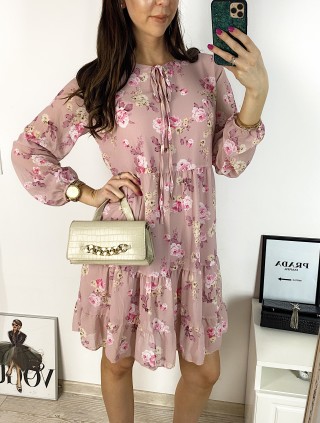 Rochie eleganta scurta roz cu volanase, maneci lungi si flori mici