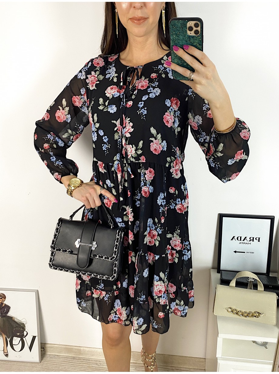 Rochie eleganta scurta neagra cu volanase, maneci lungi si flori mici