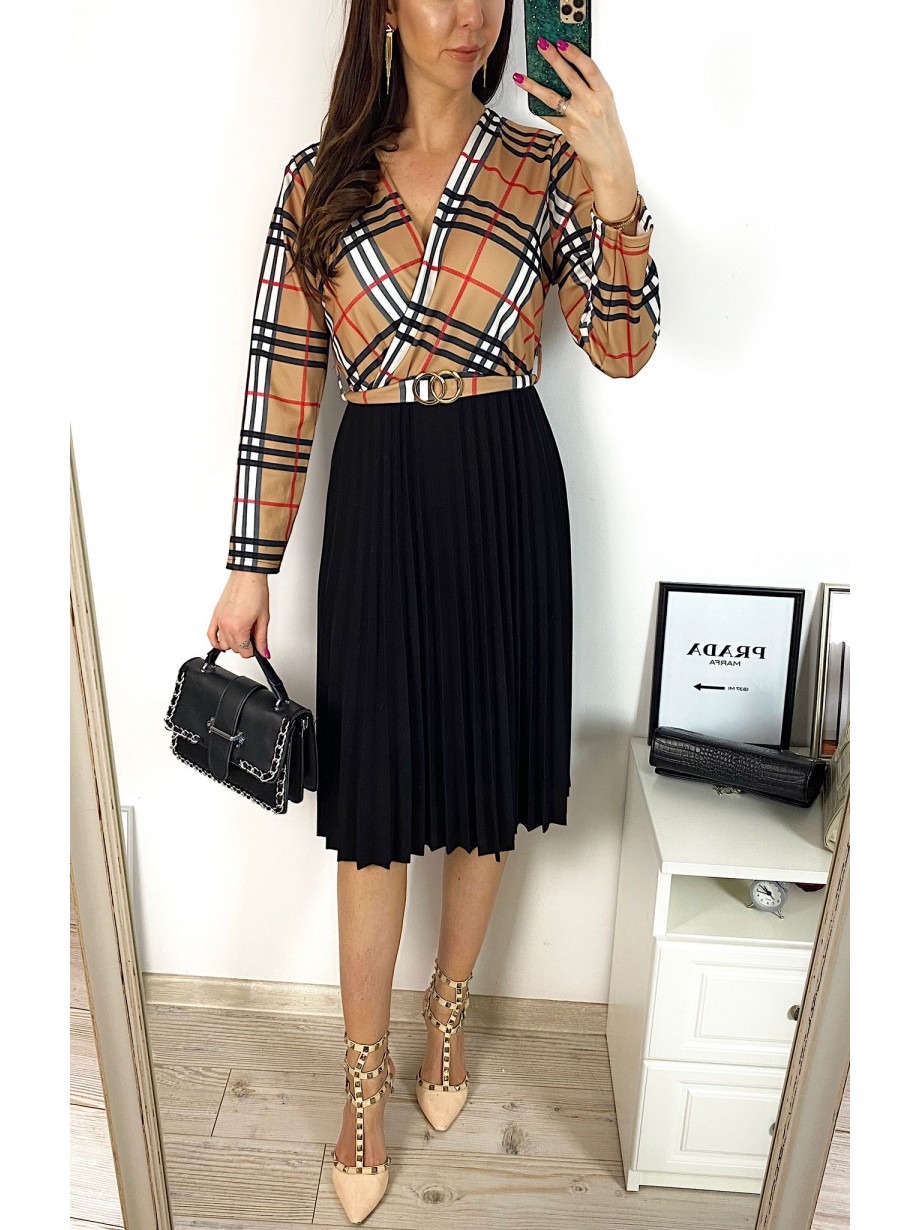 Rochie dama eleganta midi neagra cu pliuri si imprimeu carouri portocaliu Half 