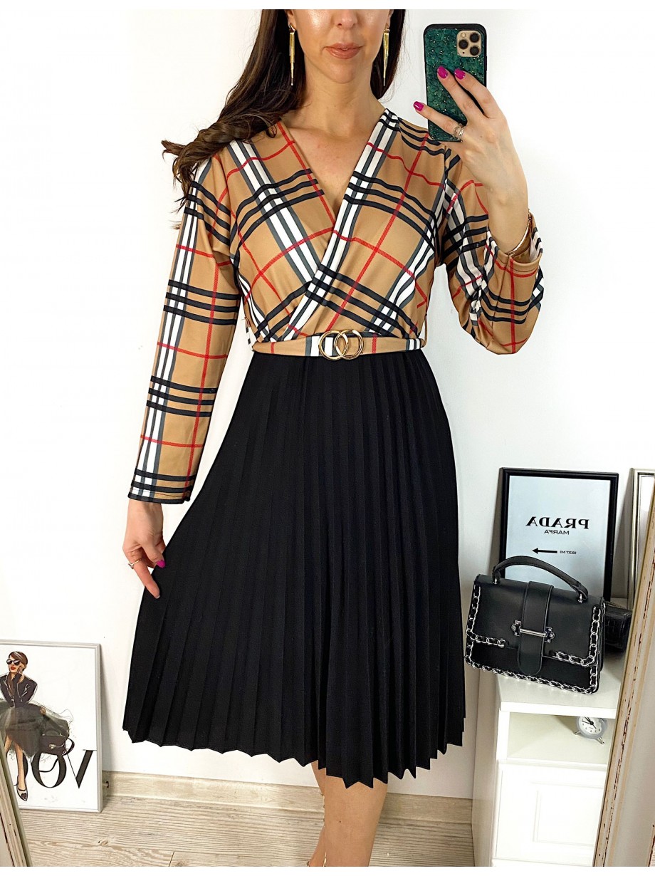 Rochie dama eleganta midi neagra cu pliuri si imprimeu carouri portocaliu Half 