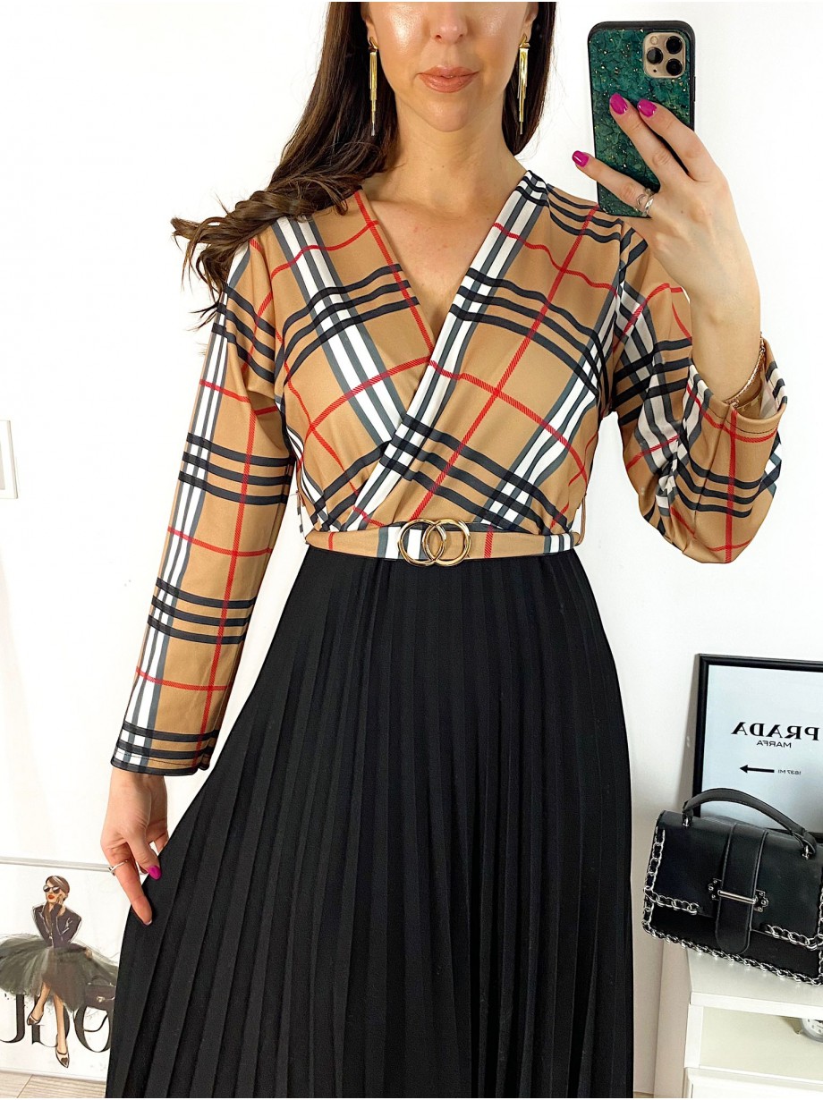Rochie dama eleganta midi neagra cu pliuri si imprimeu carouri portocaliu Half 