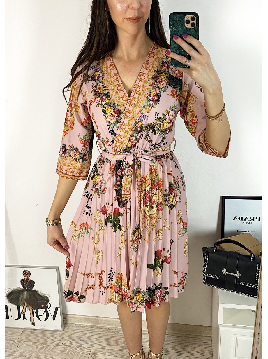 Rochie dama roz de zi midi cu pliuri si imprimeu flori vintage