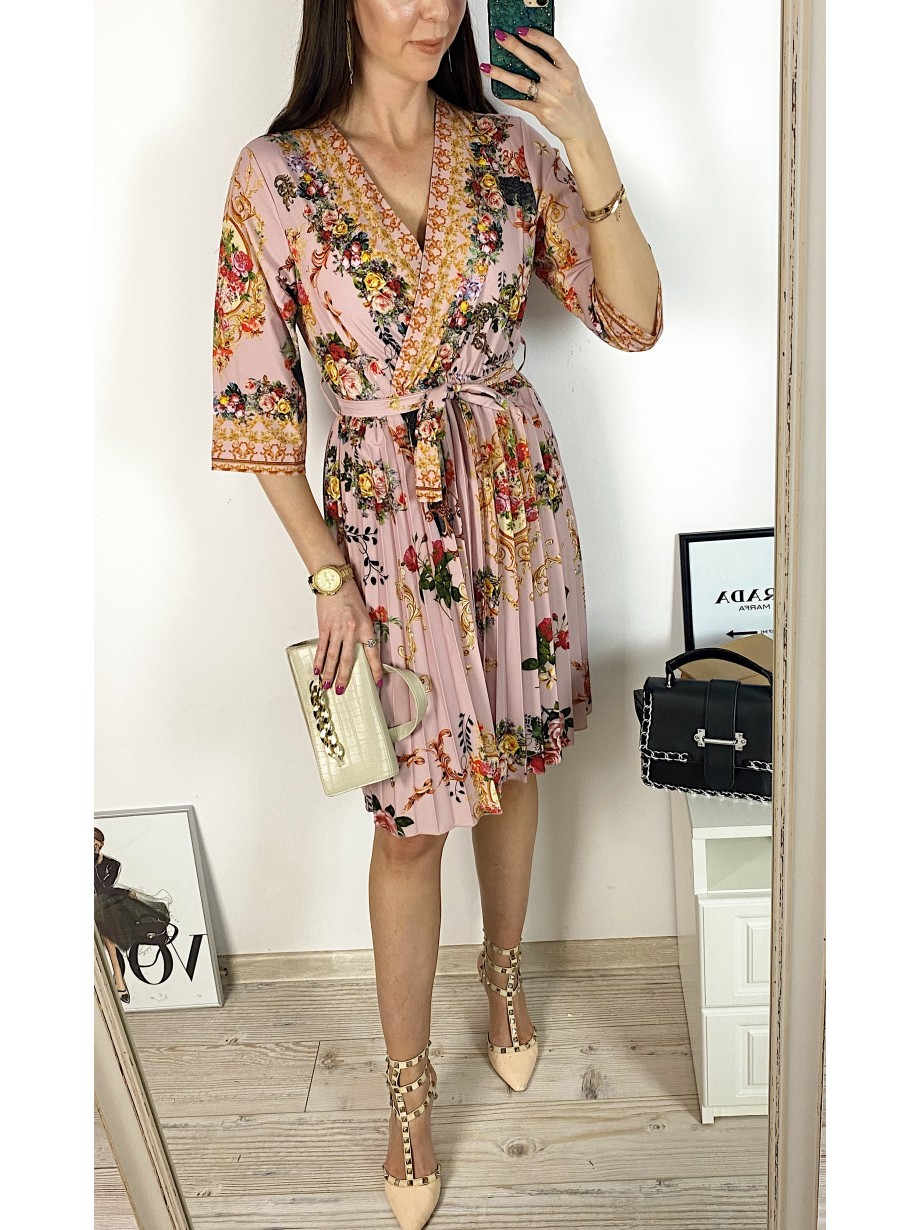 Rochie dama roz de zi midi cu pliuri si imprimeu flori vintage