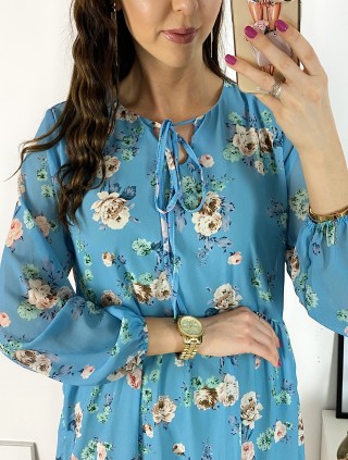 Rochie eleganta scurta albastra cu volanase, maneci lungi si flori mici