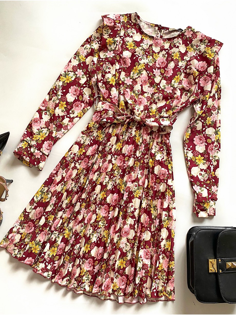 Rochie dama ieftina rosie midi cu pliuri si volanase si imprimeu multifloral