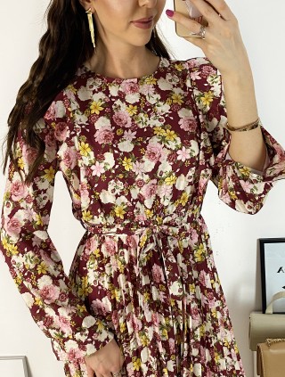 Rochie dama ieftina rosie midi cu pliuri si volanase si imprimeu multifloral