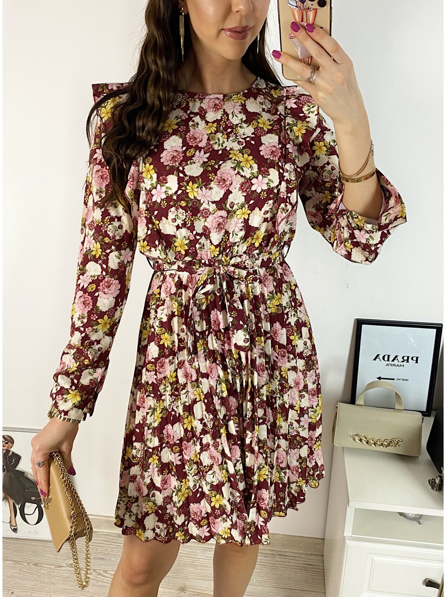 Rochie dama ieftina rosie midi cu pliuri si volanase si imprimeu multifloral