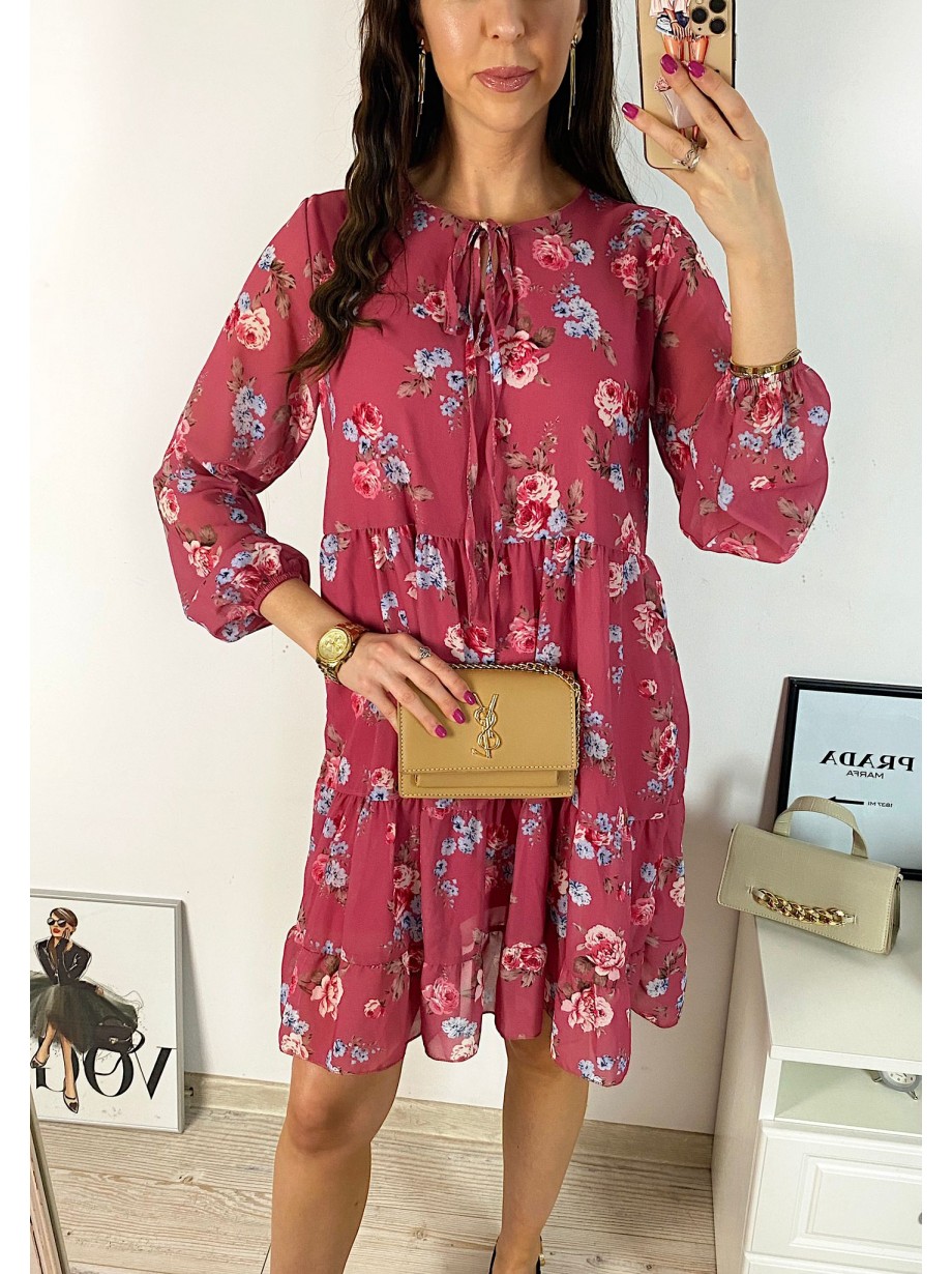 Rochie eleganta scurta roz inchis cu volanase, maneci lungi si flori mici