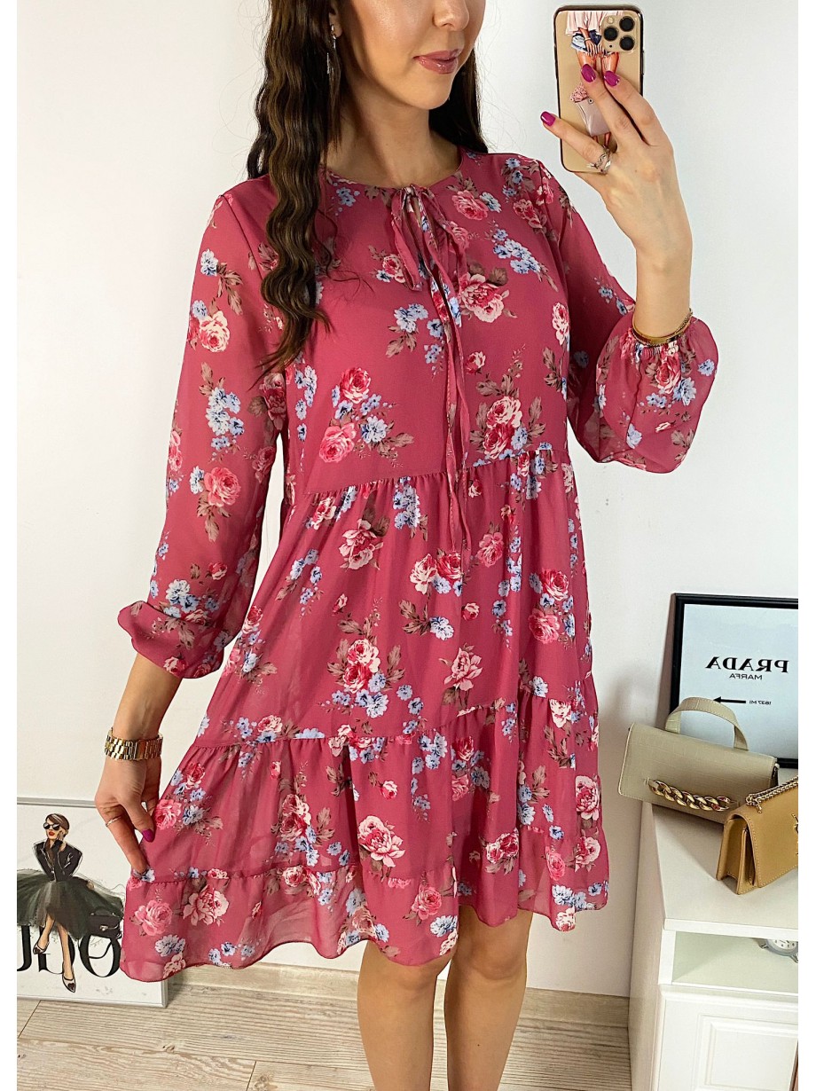 Rochie eleganta scurta roz inchis cu volanase, maneci lungi si flori mici