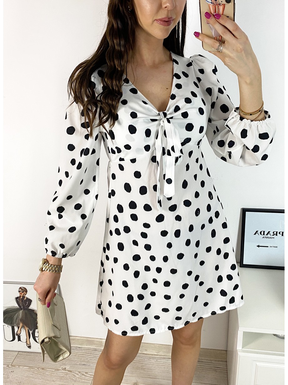 Rochie mini casual alba cu imprimeu buline si maneci lungi 