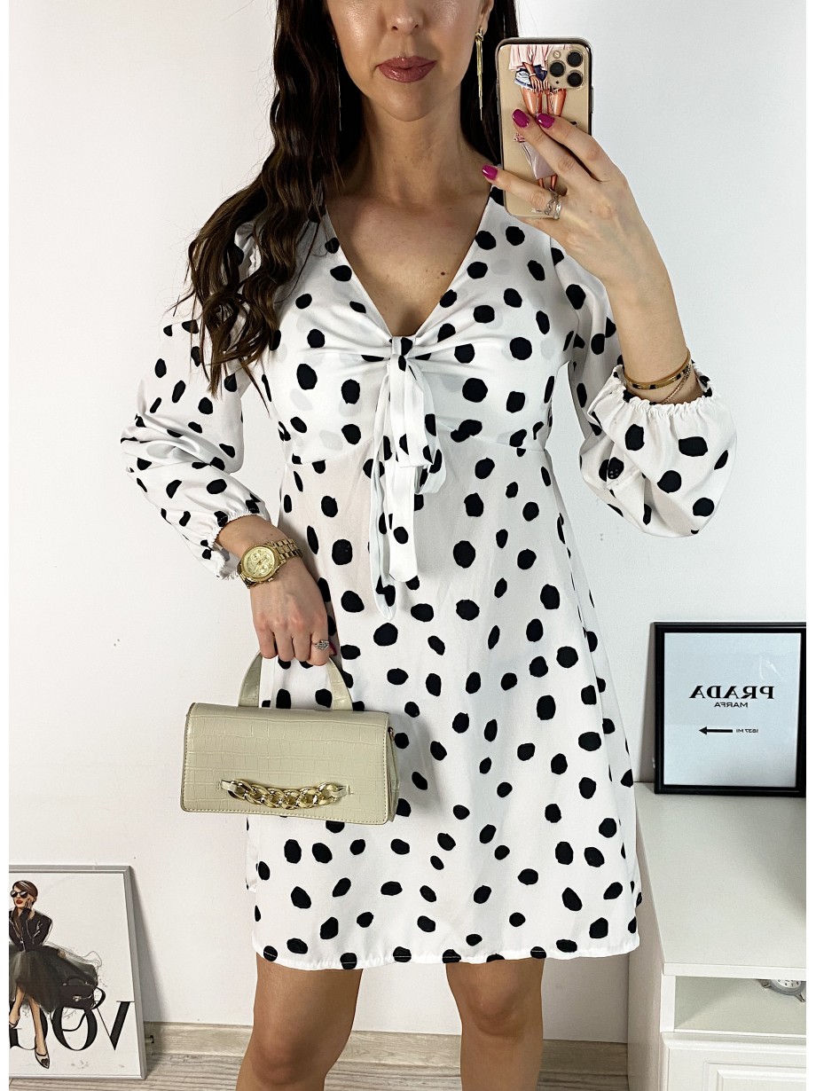 Rochie mini casual alba cu imprimeu buline si maneci lungi 