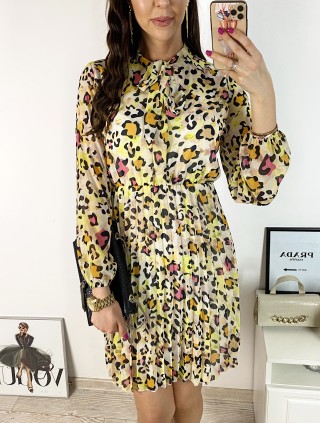 Rochie de zi casual galbena cu imprimeu animal print si snur la gat