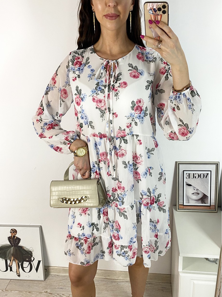 Rochie eleganta scurta alba cu volanase, maneci lungi si flori mici