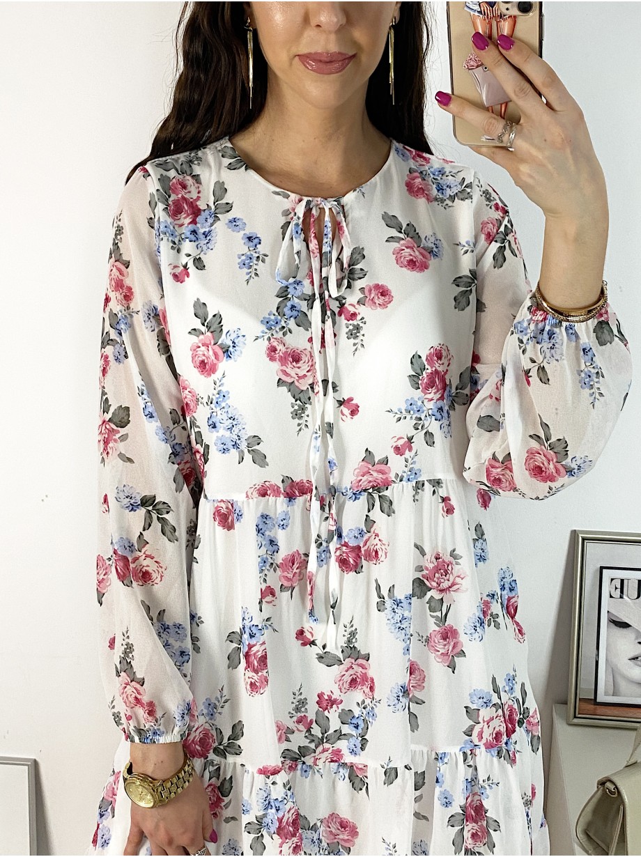 Rochie eleganta scurta alba cu volanase, maneci lungi si flori mici