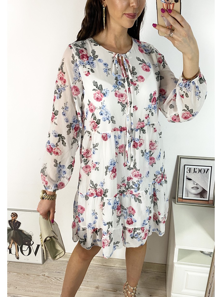 Rochie eleganta scurta alba cu volanase, maneci lungi si flori mici