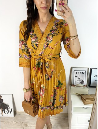 Rochie dama galbena de zi midi cu pliuri si imprimeu flori vintage
