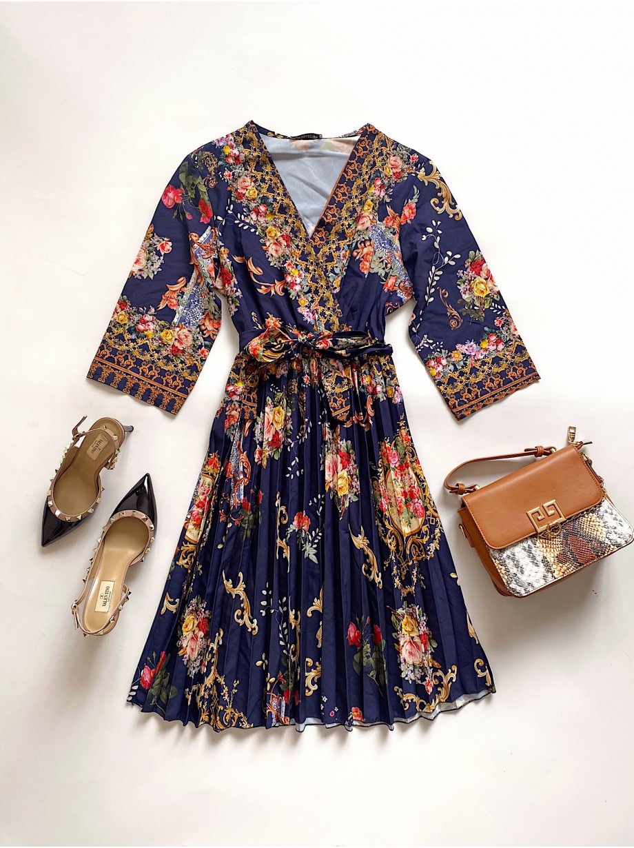 Rochie dama bleumarin de zi midi cu pliuri si imprimeu flori vintage