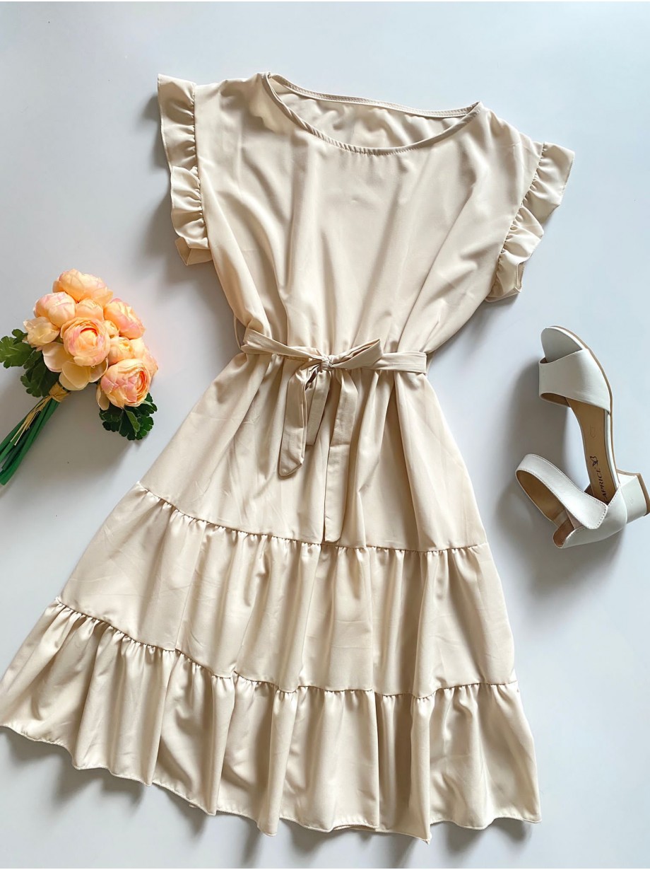 Rochie de zi scurta crem cu volanase la manecute