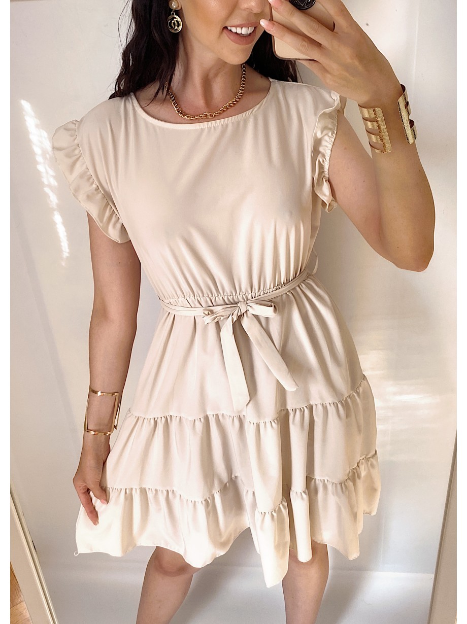 Rochie de zi scurta crem cu volanase la manecute