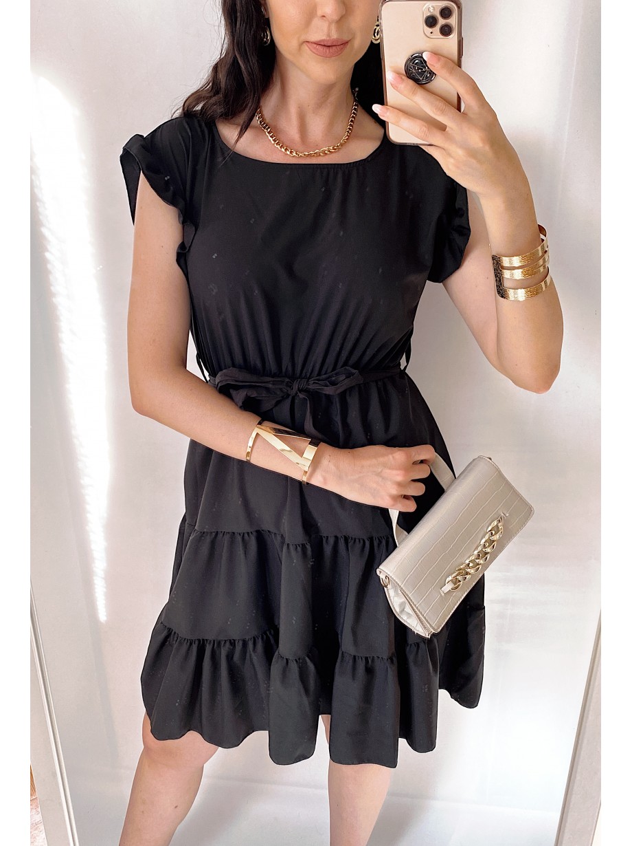 Rochie de zi scurta neagra cu volanase la manecute