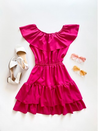 Rochie de zi scurta roz cu volanase pe umeri