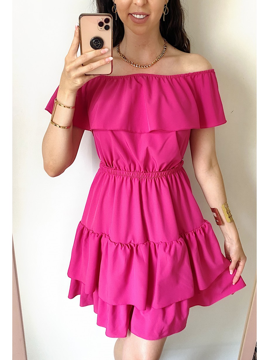 Rochie de zi scurta roz cu volanase pe umeri