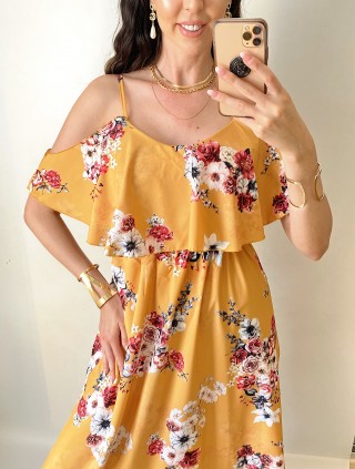 Rochie midi casual ieftina galben mustar cu imprimeu floral si maneci cazute pe umeri