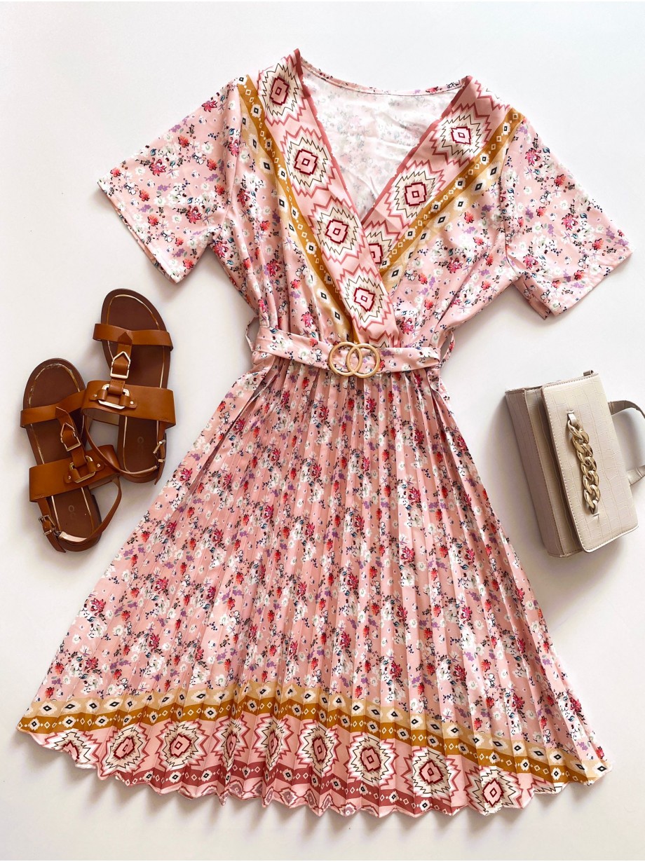 Rochie casual ieftina crem cu imprimeu floral, maneca scurta si model indian la decolteu