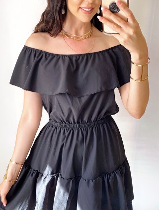 Rochie de zi scurta neagra cu volanase pe umeri