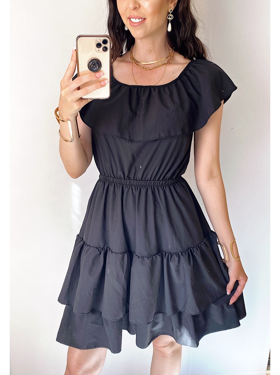 Rochie de zi scurta neagra cu volanase pe umeri