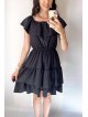 Rochie de zi scurta neagra cu volanase pe umeri