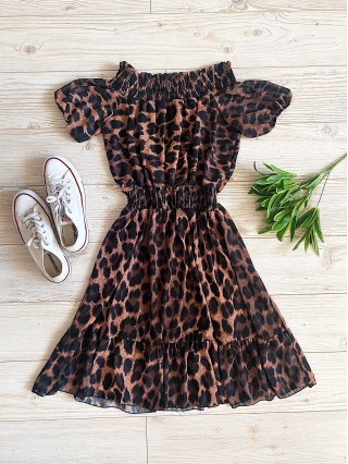 Rochie de zi ieftina neagra cu imprimeu animal print si umerii goi