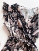 Rochie de zi scurta gri cu imprimeu snake print si volanase la manecute