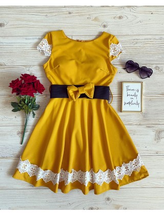 Rochie de ocazie scurta cloche galbena cu funda in talie