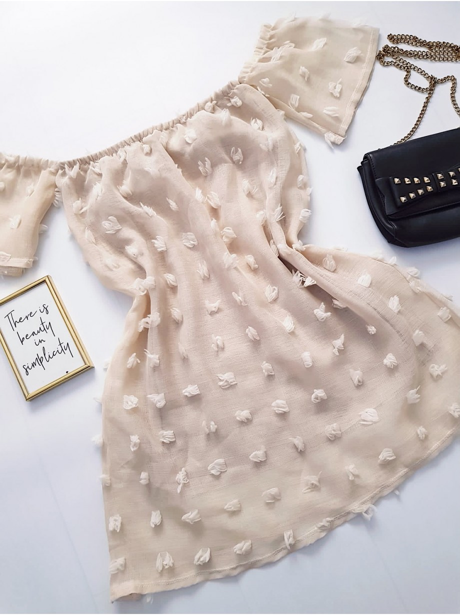 Rochie tip bluza de zi ieftina crem cu imprimeu iesit in relief