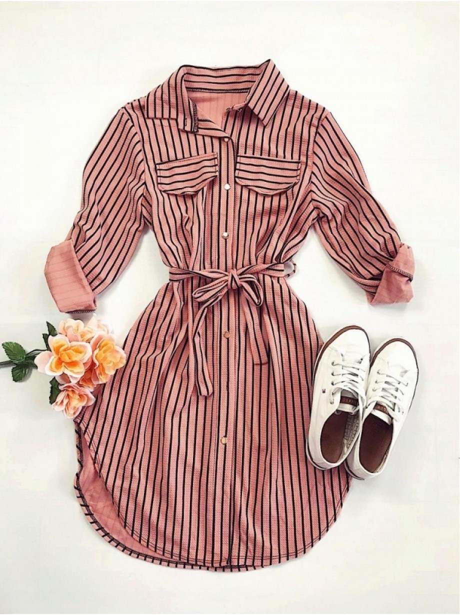 Rochie de zi ieftina roz stil camasa cu imprimeu linii si cordon in talie