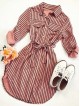 Rochie de zi ieftina roz stil camasa cu imprimeu linii si cordon in talie