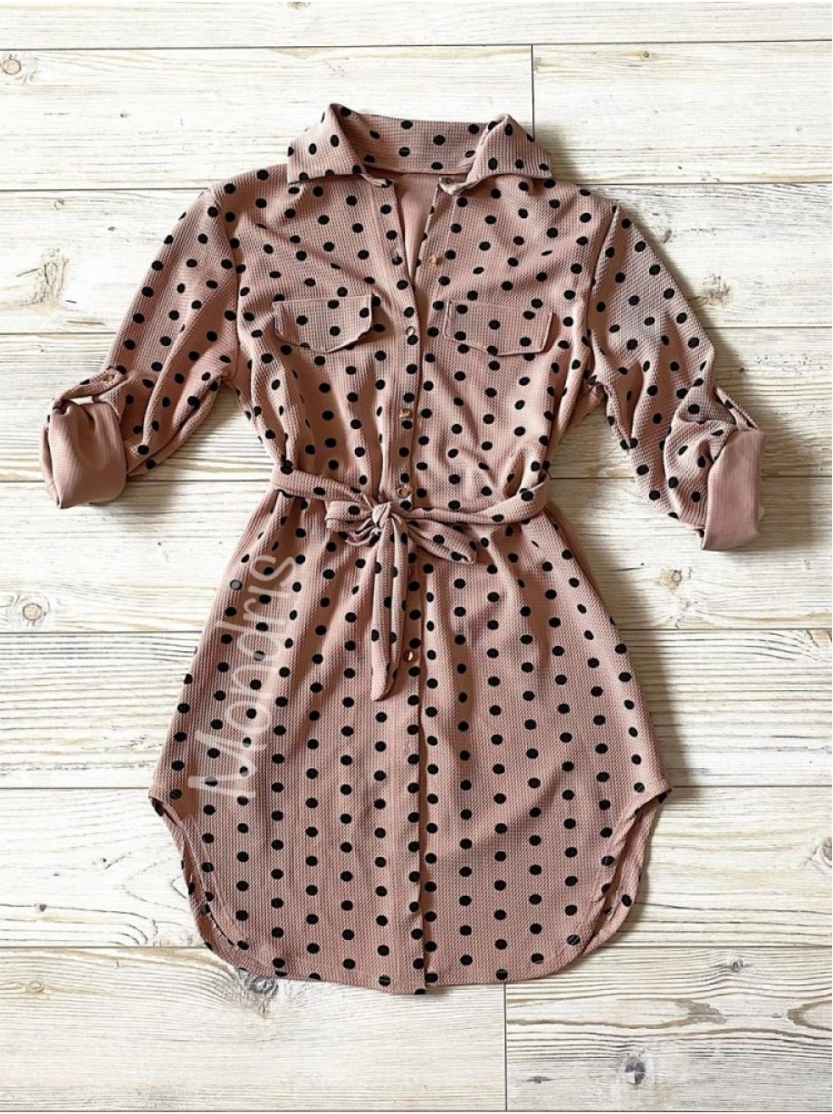 Rochie ieftina casual stil camasa roz cu puncte mari si cordon in talie