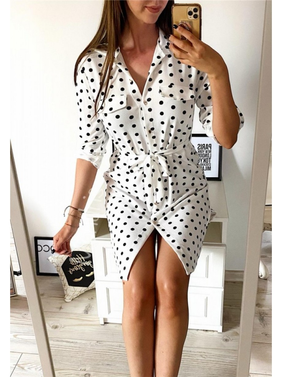 Rochie ieftina casual stil camasa alba cu puncte mari si cordon in talie